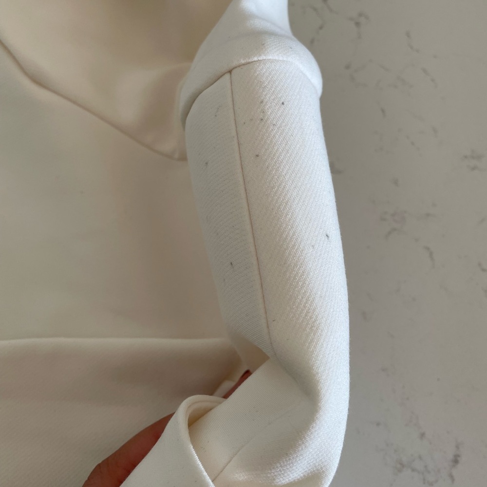 White blazer - Picture 15 of 16